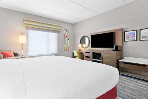 King Room image 2