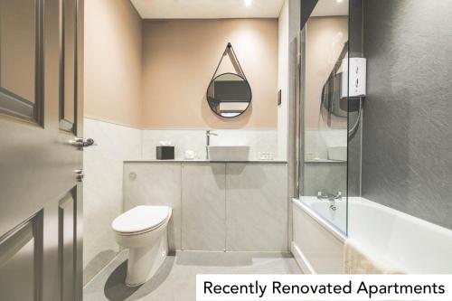 Holyrood Aparthotel - image 12