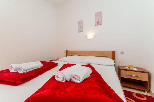 Five-Bedroom Holiday Home image 6