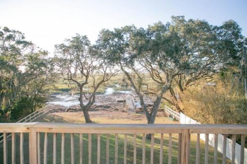 Waterfront Savannah Waterfront Savannah