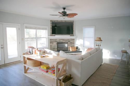 Waterfront Savannah Waterfront Savannah