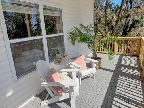 Waterfront Savannah Waterfront Savannah