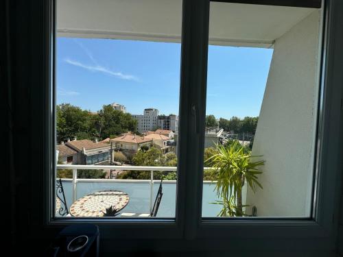 View, Appartement Port Marianne Montpellier near Ronde des Pains