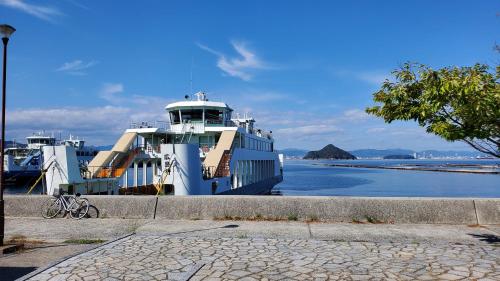 古民家ゲストハウス -Yokado Kirikushi- 穏やかな余暇を瀬戸内の島で