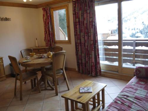 Charmant appartement 2 chambres à Méribel, proche pistes et commerces - FR-1-355-139 (Charmant appartement 2 chambres a Meribel, proche pistes et commerces - FR-1-355-139) in Meribel