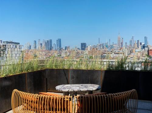 Utvendig, The Manner In The Unbound Collection By Hyatt near Washington Square