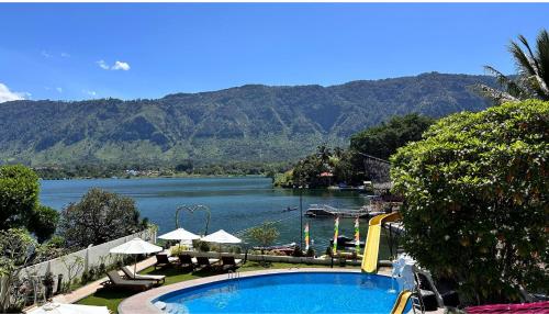 View, Zoe's Paradise Waterfront Hotel in Samosir