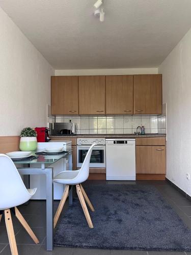 Cozy Apartment with Excellent Transport Links to Old Town, Main Station and Trade Fair, Düsseldorf (Foto 7)