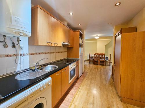 Konyha, Apartamentos Canfranc 3000 in Aisa