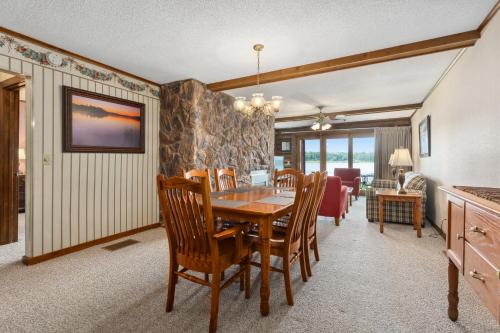 The Lodges at Breezy Point