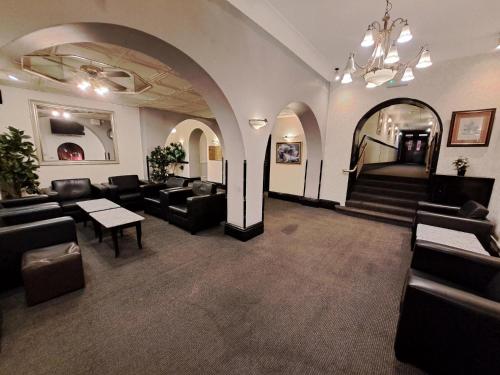 Scarisbrick Hotel - image 10