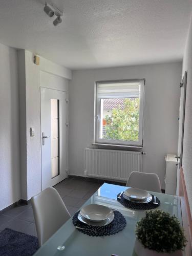 Cozy Apartment with Excellent Transport Links to Old Town, Main Station and Trade Fair, Düsseldorf (Foto 9)