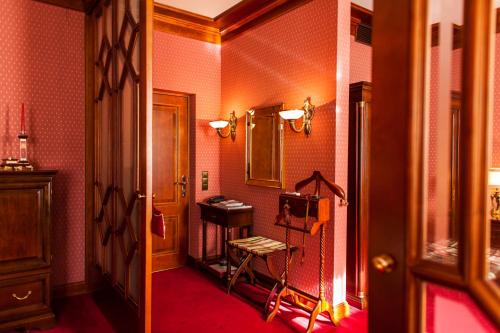 TB Palace Hotel & SPA Room Type - Suite Ruby