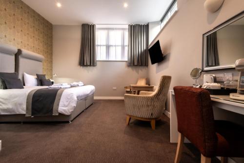 Photo - The Lamplighter Dining ~ Rooms