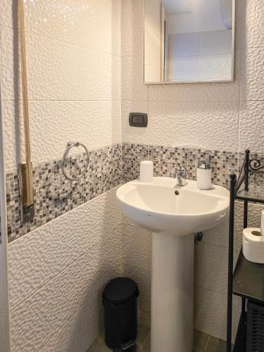Rooms - Mario's Central Home, Naples (photo 4)