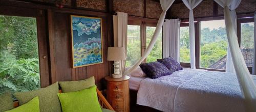 Heaven View 3 BR Ubud Sayan - Tap to explore photos