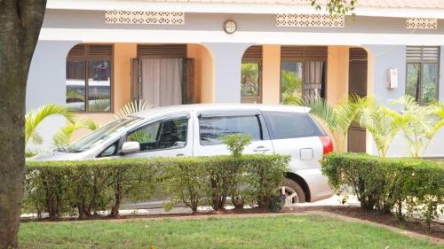 Kamfart Safari Lodge in Jinja