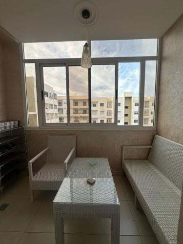 Luxueuse studio à louer (Luxueuse studio a louer) in 부아르가니