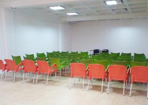 Shared lounge/TV area, Hotel La Estancia in Barquisimeto