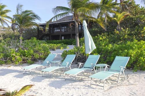 Aed, Featherstone Cottage, Cayman Brac in The Moorings