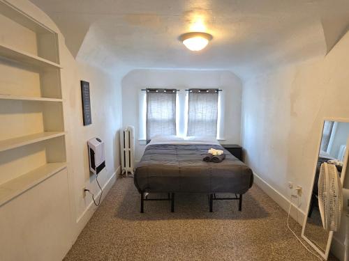 Private rooms in Rochester home- Near Hospitals and Universities Private rooms in Rochester home- Near Hospitals and Universities