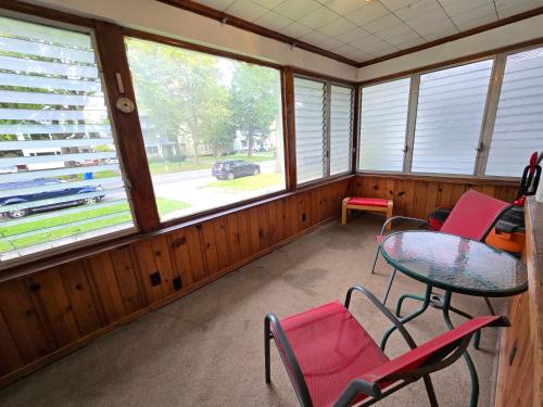 편의 시설/서비스, Private rooms in Rochester home- Near Hospitals and Universities in 알 앤드 케이 스카이렌치 에어포트