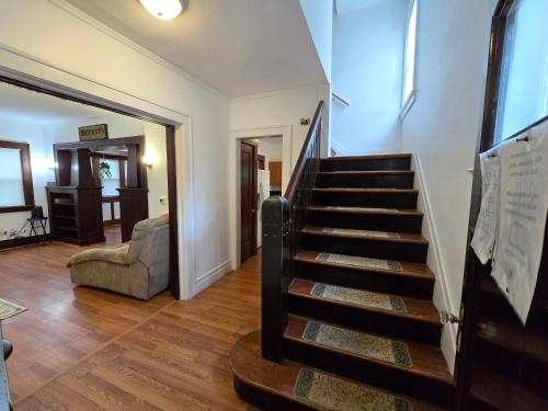 Private rooms in Rochester home- Near Hospitals and Universities Private rooms in Rochester home- Near Hospitals and Universities