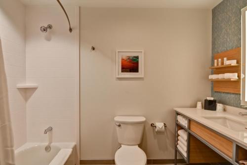 Hilton Garden Inn Biloxi - image 6