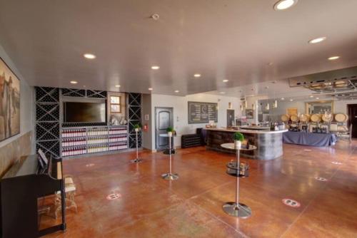Luxury Italian Villa, Boutique winery, San Diego in Escondido, USA