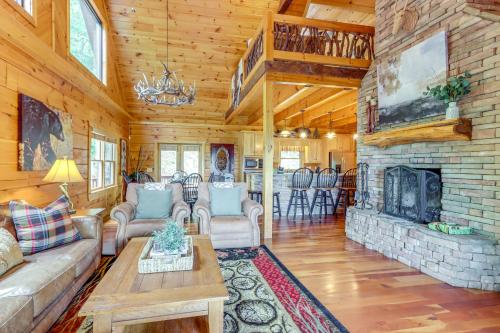 Hot Tub + Mtn Views: 'Bear Ridge Cabin' in Georgia
