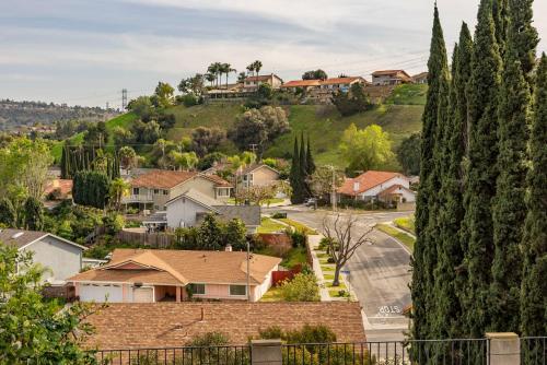 Serene Retreat&Modern Comforts in Rowland Heights