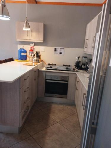 مطبخ, The Frangipani Self-catering Accommodation in George Central