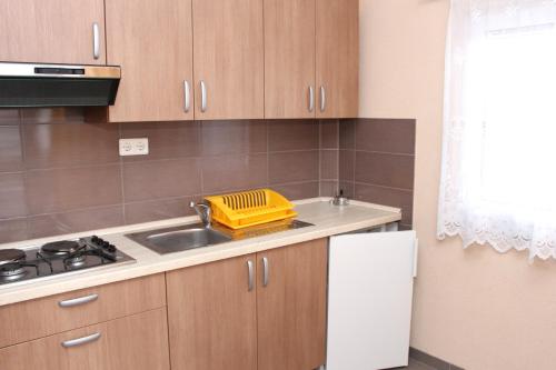 Two-Bedroom Apartment image 3