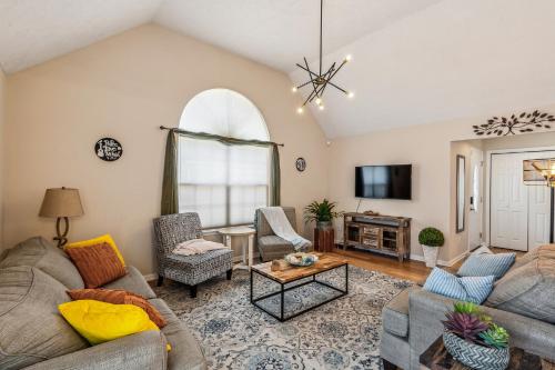 NEW Oasis 2 Miles from Music Row Nurse City in Nashville, USA