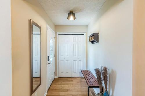 NEW Oasis 2 Miles from Music Row Nurse City in Nashville, USA