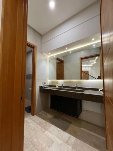 Elite Villa on the Road to Fes