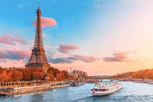 Наличие на забележителност наблизо, Cocon Urbain - Proche Paris et Disneyland in Ноазиел