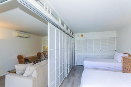 Ilikai Tower 1403 City View 1BR - image 16