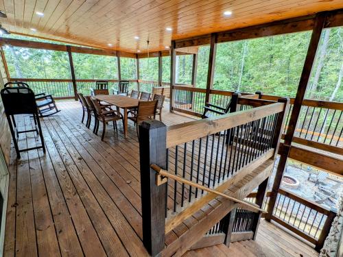 Facilities, Luxe Cabin with Game Room, Hot Tub & Firepit in Pigeon Forge (TN)