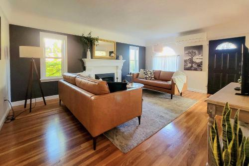 Ski, Shop and Explore Walkable Midtown Reno Oasis! in 리노-타호 국제 공항