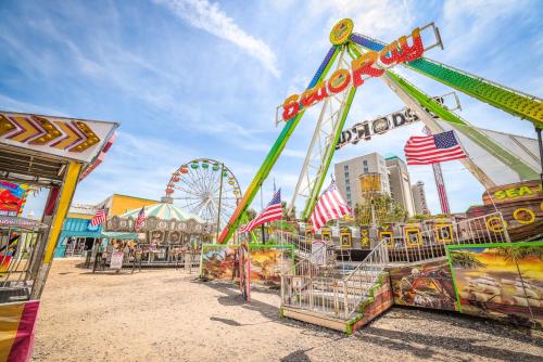 Programlehetőségek, Shadow Lakes Retreat~Central location to Beaches, Golfing, Southport Ferry in Southport (Észak-Karolina)