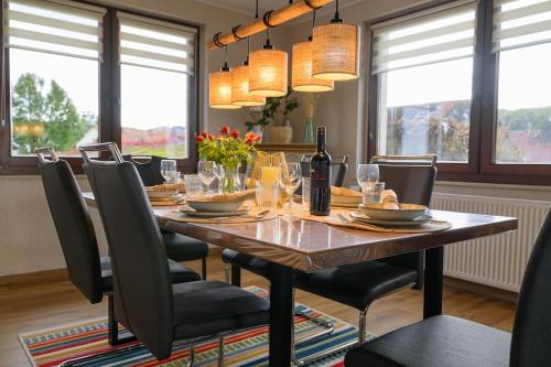 4 Sterne FeWo Rhönland-Erlebnis in Bernshausen - auch für Wanderreiter (4 Sterne FeWo Rhonland-Erlebnis in Bernshausen - auch fur Wanderreiter) in 伯恩斯豪森