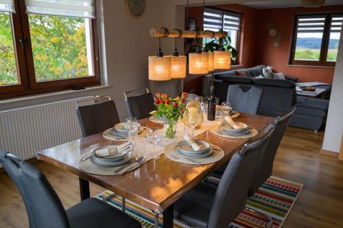 4 Sterne FeWo Rhönland-Erlebnis in Bernshausen - auch für Wanderreiter (4 Sterne FeWo Rhonland-Erlebnis in Bernshausen - auch fur Wanderreiter) in 伯恩斯豪森