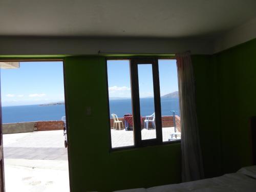 Hostal Amanecer in Yumani