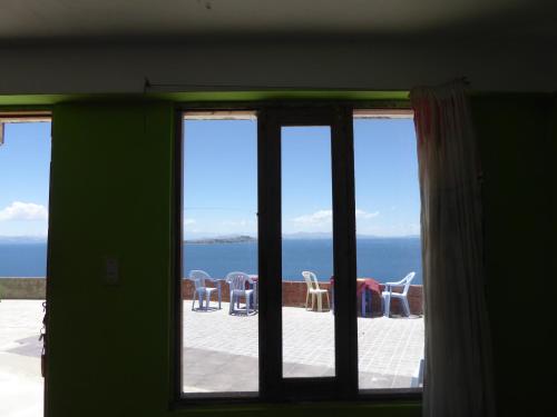 Hostal Amanecer in Yumani