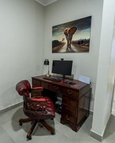 Three-Bedroom Apartment image 3