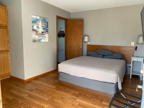. Logan Rooms Motel