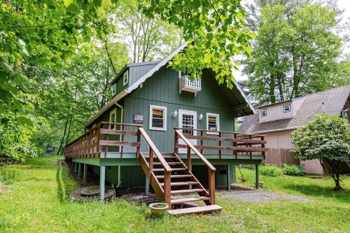 Lakefront with Lots of Light and Private Dock Access in Ferndale, USA