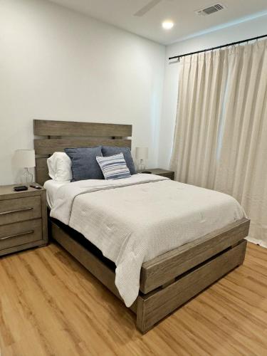 Hip Luxury Condo Getaway- Near Gruene in New Braunfels, USA