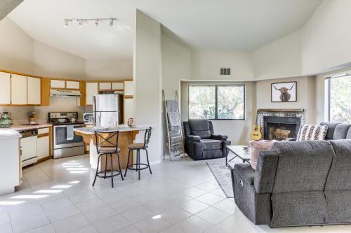 Mountain-View Patio Borrego Springs Townhome! in Borrego Springs, USA